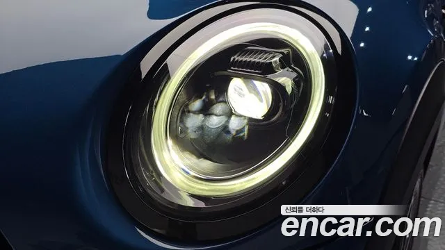 MINI Cooper Cooper Electric — Фото автомобиля 6
