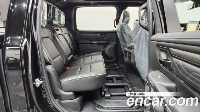 Dodge Ram — Фото автомобиля 11