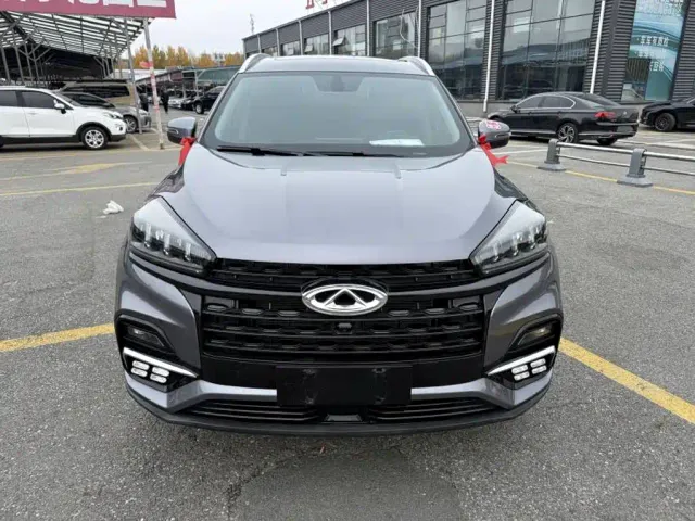 Chery Tiggo 8 — Фото автомобиля 3
