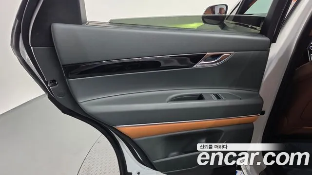 Genesis GV80 — Фото автомобиля 14