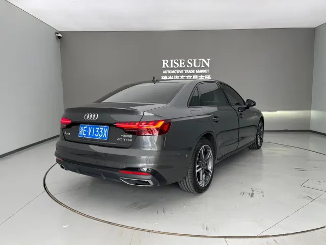 Audi A4L — Фото автомобиля 4
