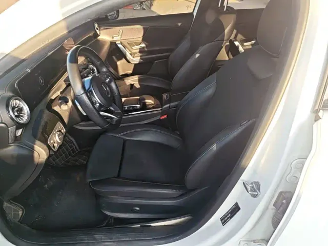 Mercedes-Benz A-Class — Фото автомобиля 14