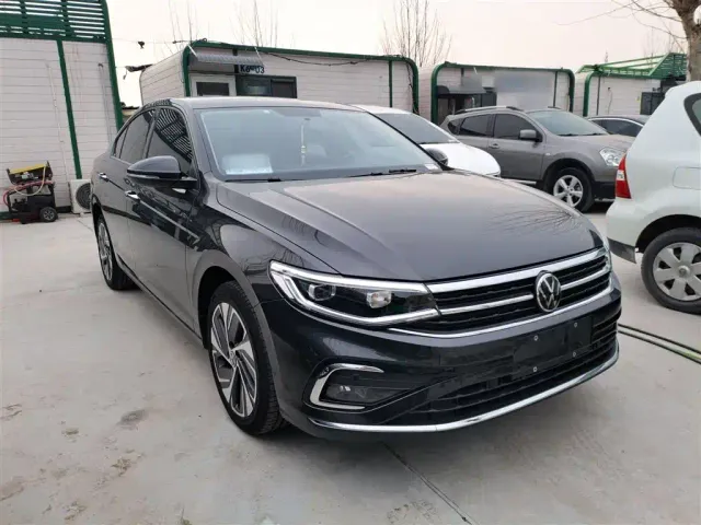 Volkswagen Bora — Фото автомобиля 3