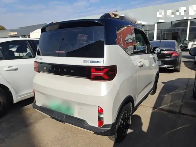 Wuling Hongguang Mini EV — Фото автомобиля 6