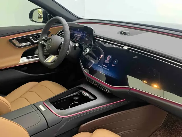 Mercedes-Benz E-Class — Фото автомобиля 15