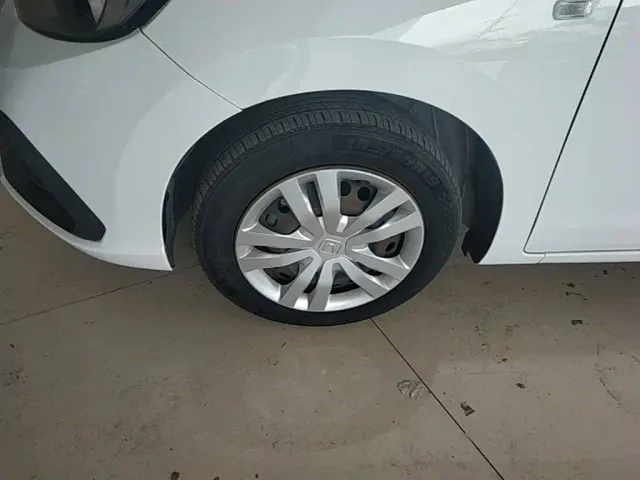 Honda Fit — Фото автомобиля 22