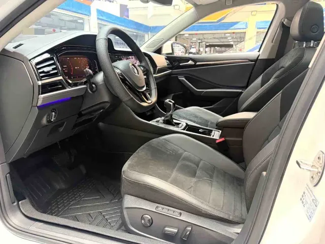 Volkswagen Sagitar — Фото автомобиля 5