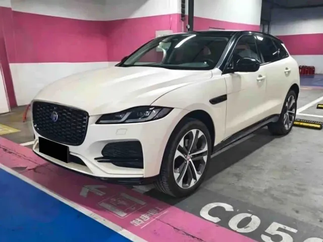 Фотография автомобиля — Jaguar F-Pace