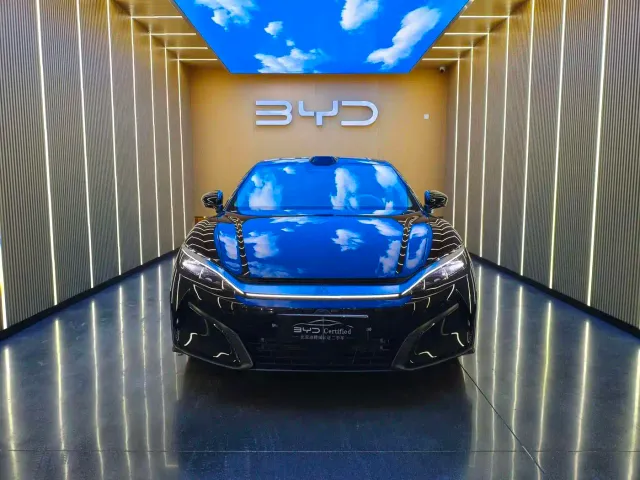 BYD Han L — Фото автомобиля 2