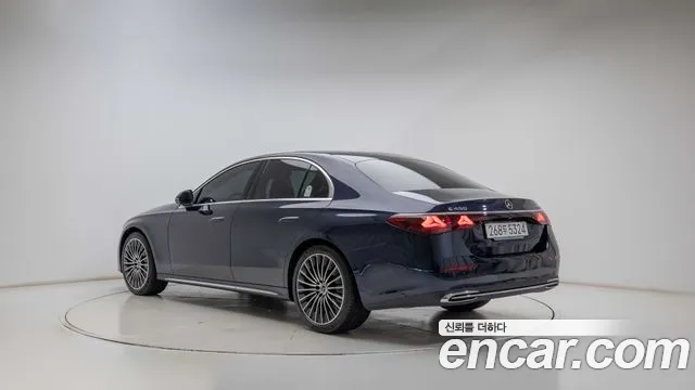 Mercedes-Benz E-Class W214 — Фото автомобиля 2