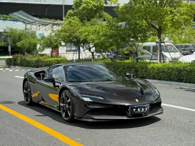 Ferrari SF90 — Фото автомобиля 3