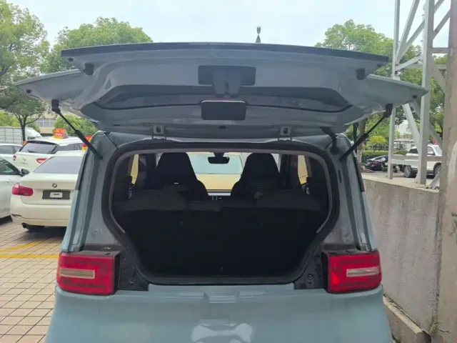 Wuling Hongguang Mini EV — Фото автомобиля 18