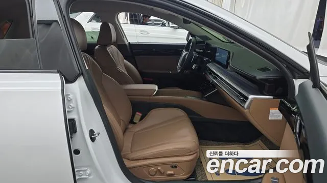 Hyundai Grandeur GN7 — Фото автомобиля 15