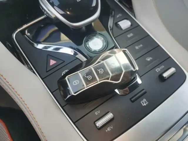 BYD Song PLUS — Фото автомобиля 8
