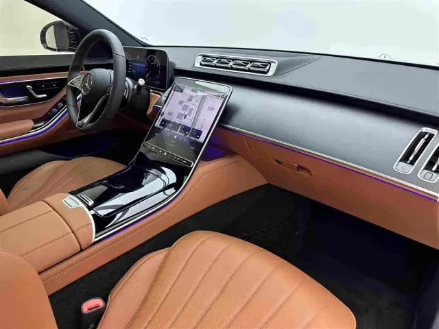 Mercedes-Benz S-Class — Фото автомобиля 17