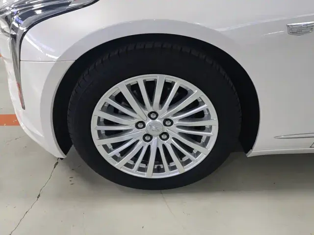 Cadillac CT6 — Фото автомобиля 22