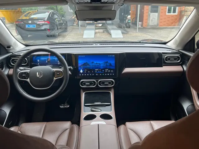 Leapmotor C11 — Фото автомобиля 7