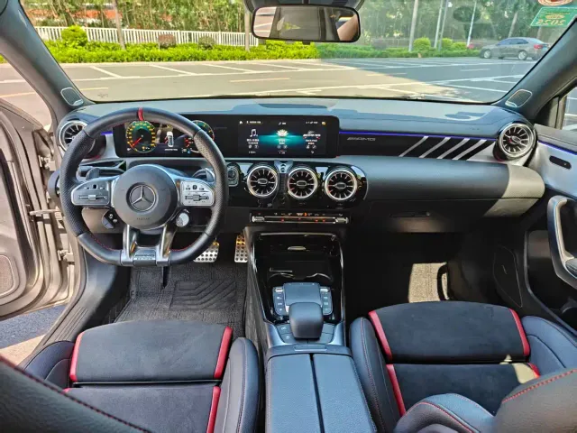 Mercedes-Benz A-Class AMG — Фото автомобиля 9
