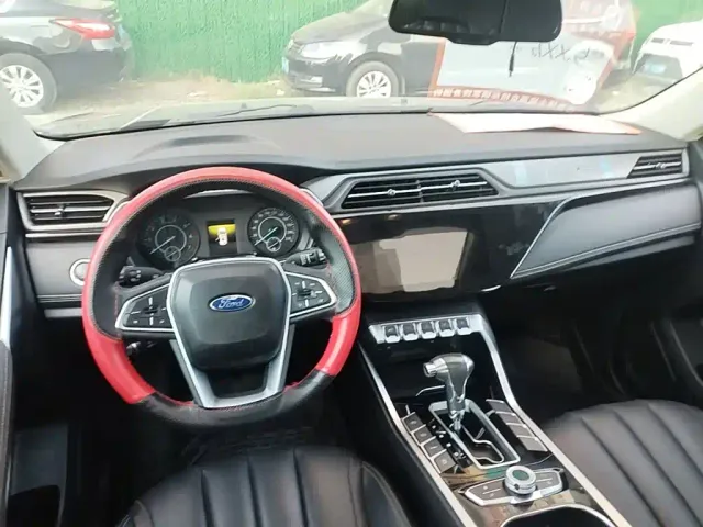 Ford Territory — Фото автомобиля 9