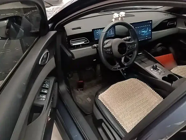 BYD Seal 06 — Фото автомобиля 15