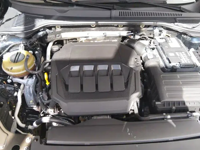 Volkswagen Passat — Фото автомобиля 10