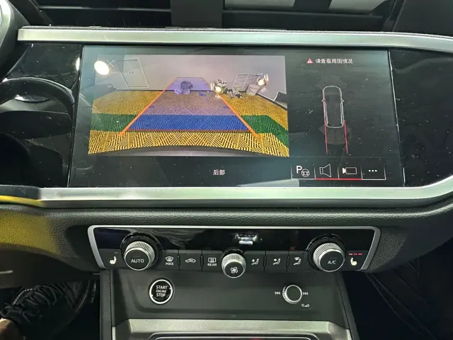 Audi Q3 — Фото автомобиля 9
