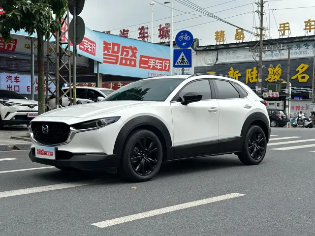 Mazda CX-30 — Фото автомобиля 2