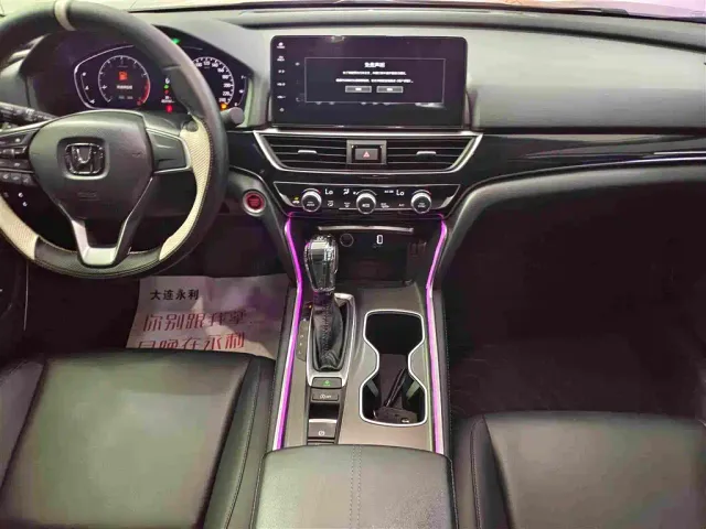 Honda Accord — Фото автомобиля 12