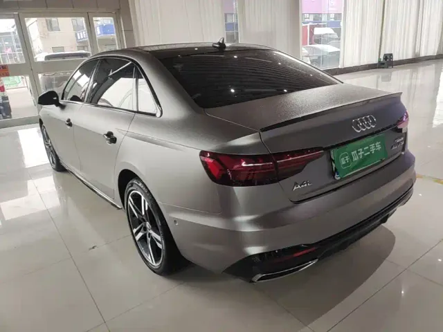 Audi A4L — Фото автомобиля 4