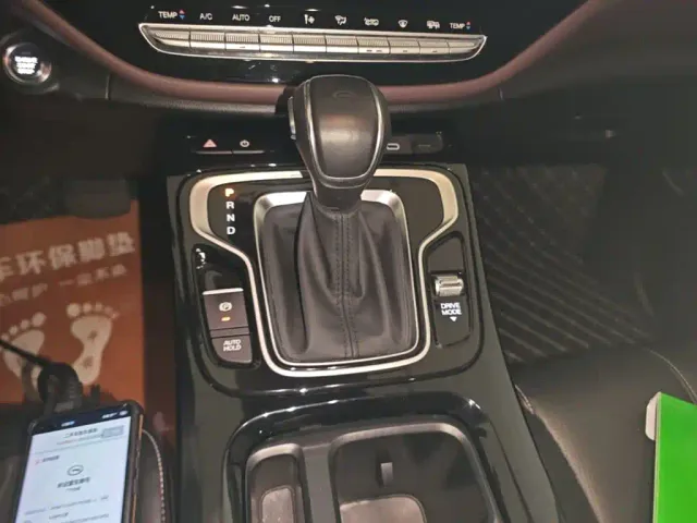 GAC Trumpchi M6 — Фото автомобиля 13