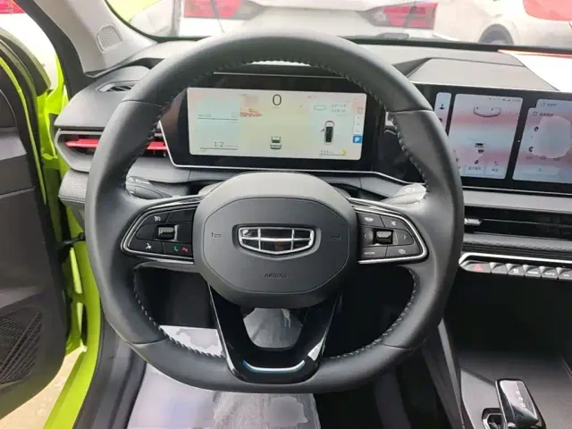 Geely Binrui — Фото автомобиля 10