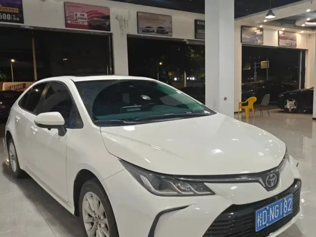 Toyota Corolla — Фото автомобиля 2