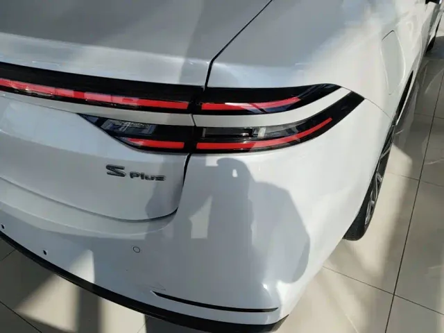 GAC Aion S Plus — Фото автомобиля 7
