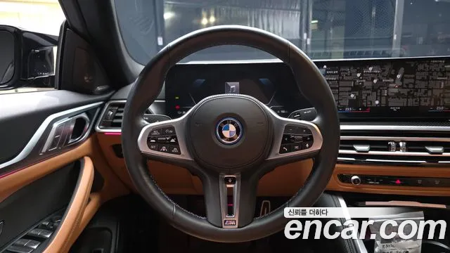 BMW i4 — Фото автомобиля 13