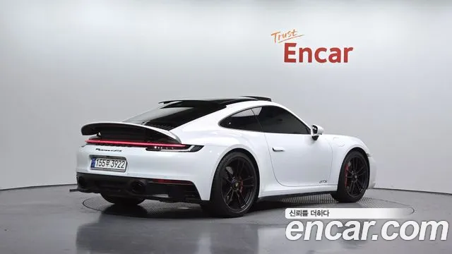 Фотография автомобиля — Porsche 911 911 (992)