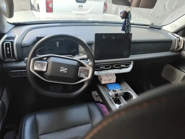 Dongfeng Zhengzhou Nissan Z9 — Фото автомобиля 12