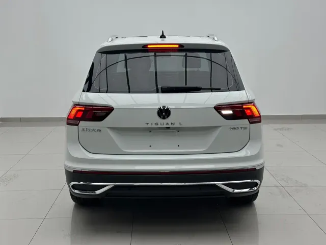 Volkswagen Tiguan L — Фото автомобиля 4