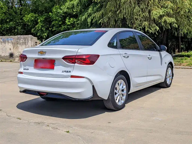 Chevrolet Monza — Фото автомобиля 8