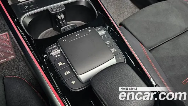 Mercedes-Benz GLB-Class — Фото автомобиля 18