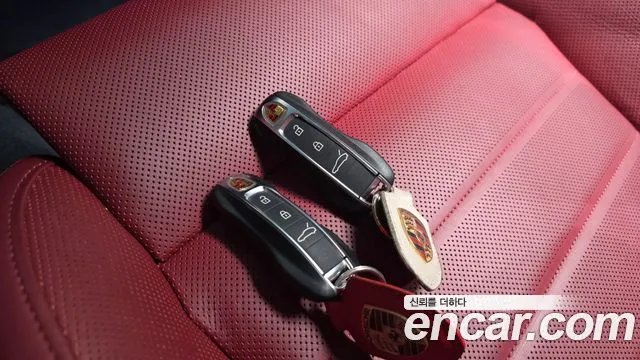Porsche Panamera 976 — Фото автомобиля 21