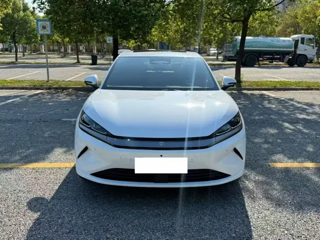 BYD Qin L — Фото автомобиля 2