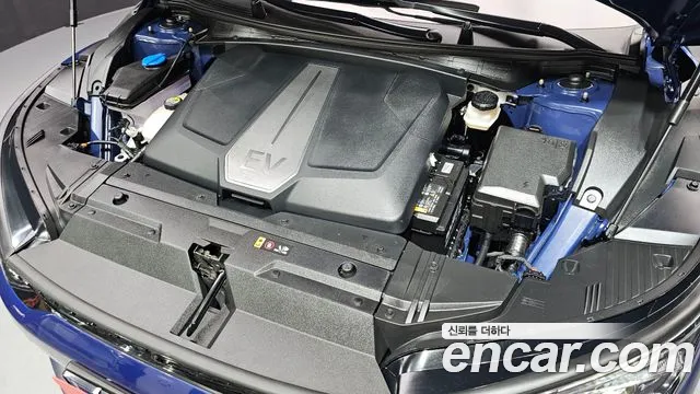Kia EV6 — Фото автомобиля 9