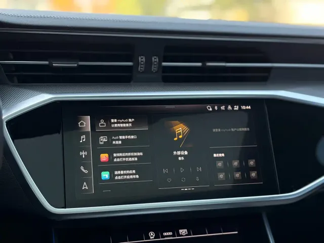 Audi A6L — Фото автомобиля 15