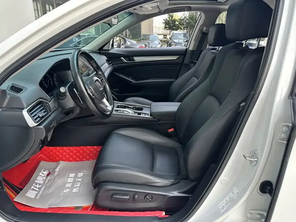 Honda Accord 2022 Sharp Hybrid 2.0L Sharp Leader Edition — Фото автомобиля 11