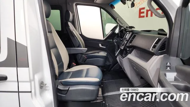 Hyundai Solati Solati 15 мест — Фото автомобиля 7
