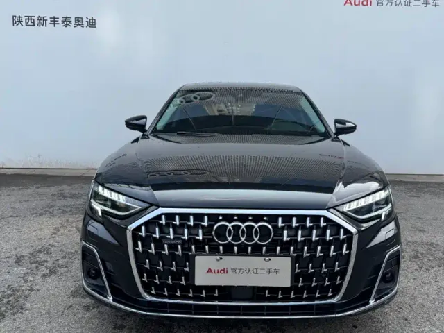 Audi A8 — Фото автомобиля 2