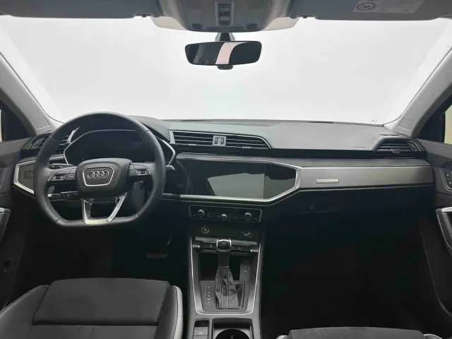 Audi Q3 — Фото автомобиля 15