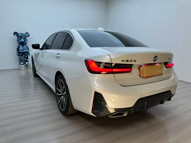 BMW 3 Series — Фото автомобиля 7