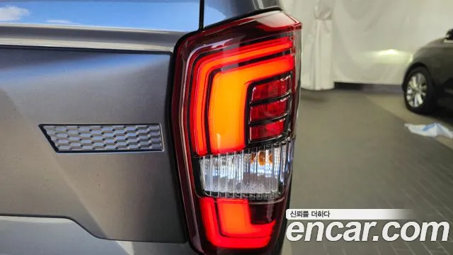 KG_Mobility_Ssangyong Rexton Новый Rexton Sport Khan Дизель 2.2 4WD — Фото автомобиля 19