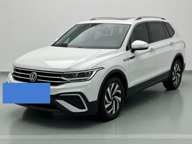 Фотография автомобиля — Volkswagen Tiguan L